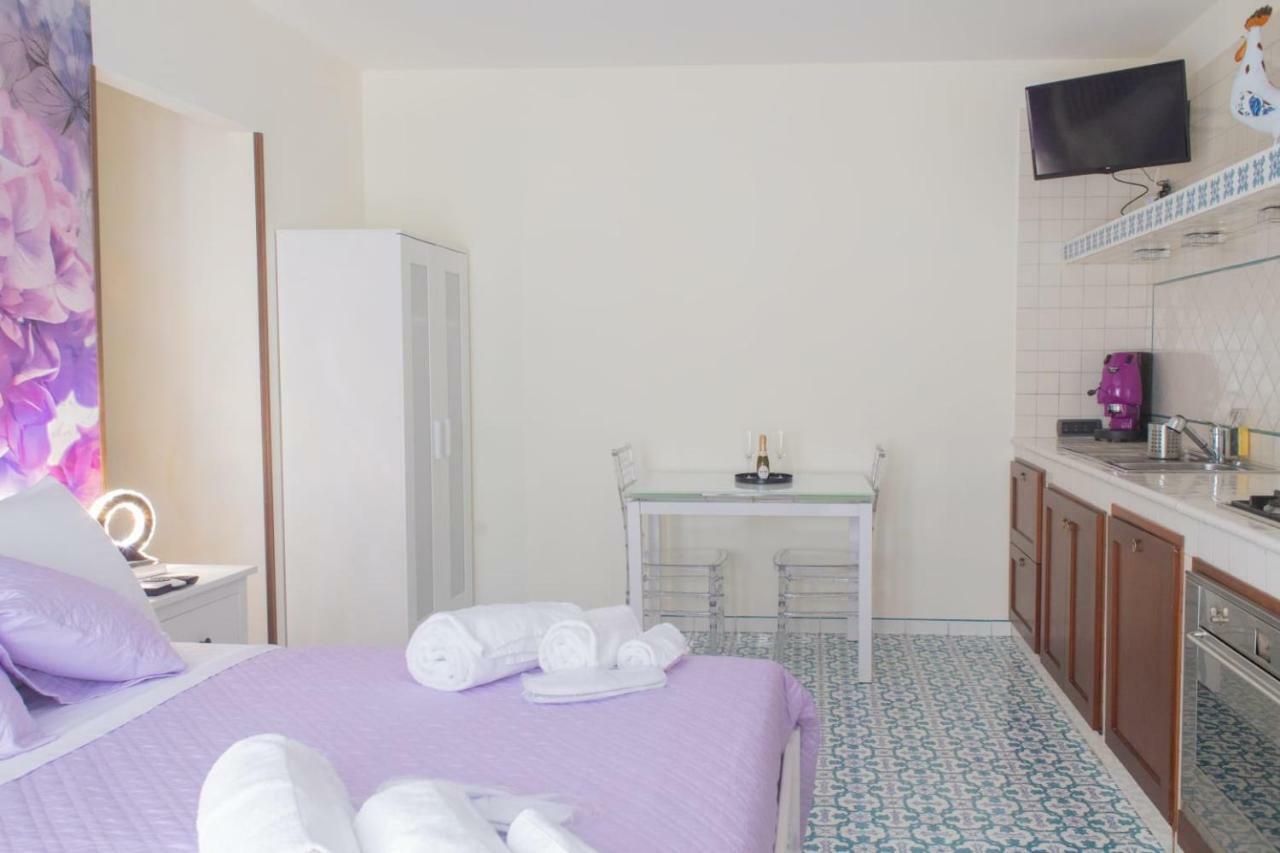 Bed Boutique Napoli Colors Otel Oda fotoğraf