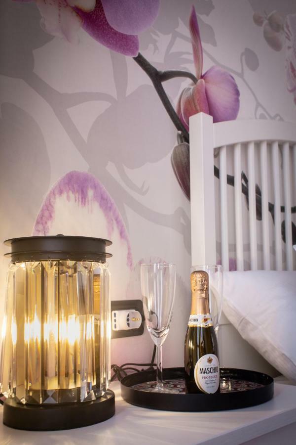 Bed Boutique Napoli Colors Otel Dış mekan fotoğraf